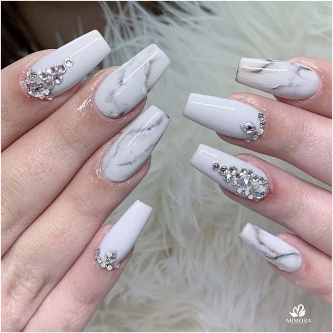 mau nail chup anh cuoi