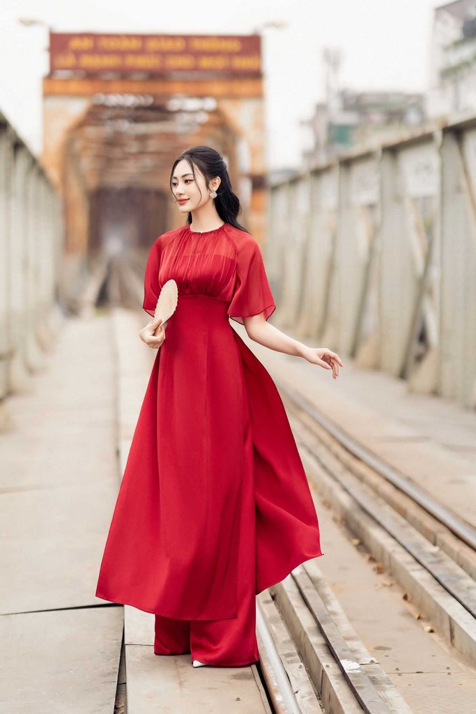 ao dai cuoi cach tan