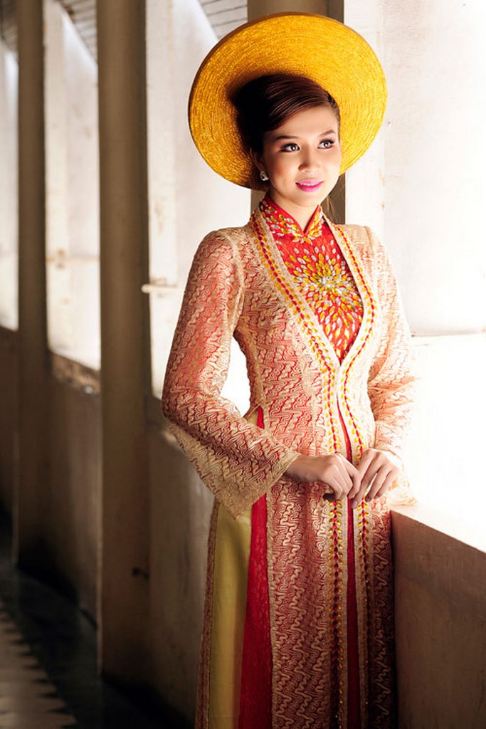 ao dai cuoi co choang