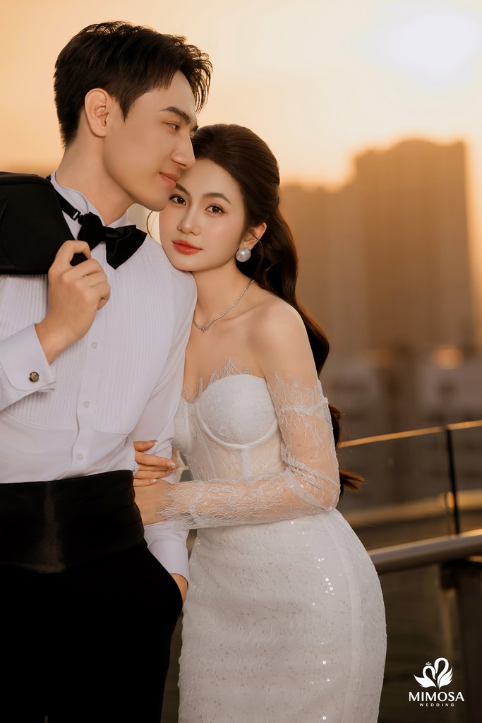 có nên tự chụp ảnh cưới không